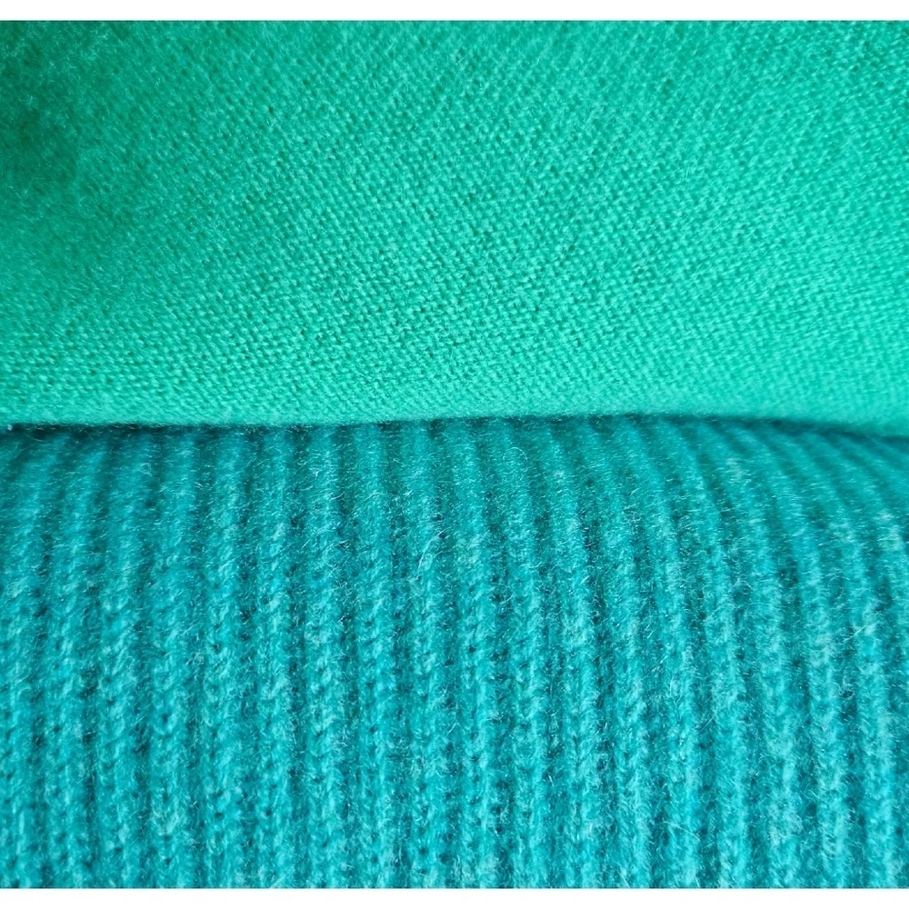 30. J.Crew Ribbed cashmere scarf